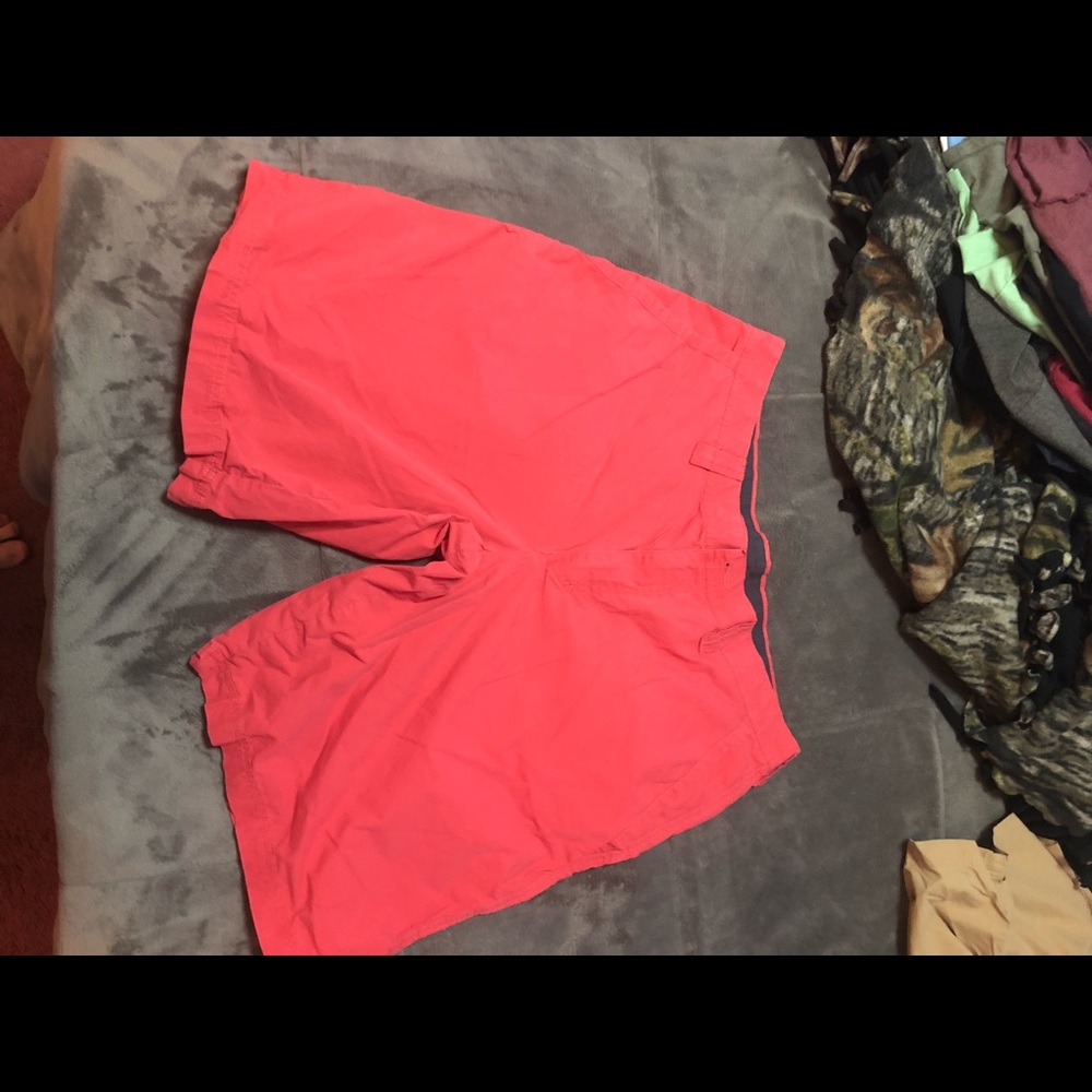 Men’s Columbia fishing shorts